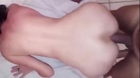 Meteu no c&uacute_ com cacha&ccedil_a pra arder