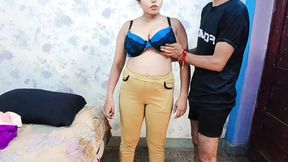 Sexy bhabhi come to my gym and start workout xxxsoniya