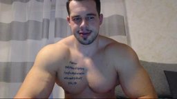 Bodybuilder Shows Off His Ass.