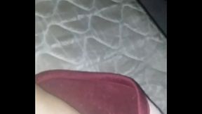 En mi cuarto pajeando