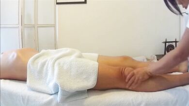 Perfect Asian massage parlor gives killer happy ending handjob