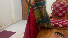 Desi Indian Saree Fucked by Her Besharam Younger Stepbrother