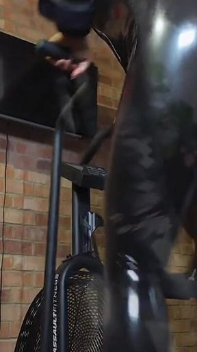 Full Body Sweat Drinking Femdom Slave