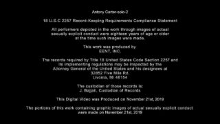 Фильм соло девушки-подростка Энтони Картера, трахнутой в задницу