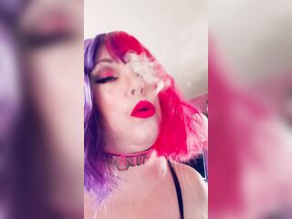 Plump Cougar Tina Snua Smokes A Cork Tipped Cigarette In Latex Gloves -
