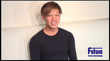 今風爽やか男子が初登場！！初の男責めに大興奮！！超濃厚発射を初披露！！