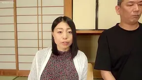 Curvy Japanese Mom Craves Hot Sex & Thick Cock Inside Her Ass