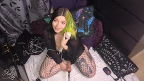 Goth Milf In Fishnet Bodysuit Gets Destroyed By Her Machine While Edging