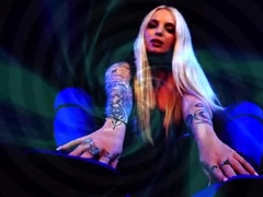 Miss Annabel Grace - BOOTNOSIS