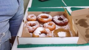 Donut blowjob