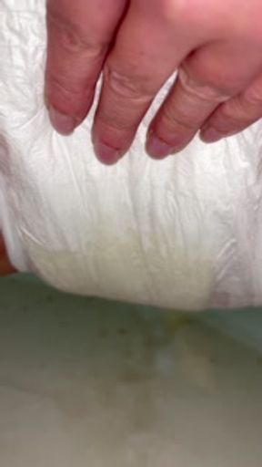 Flooded my diaper with hot piss