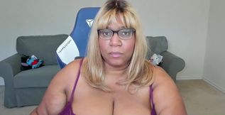 Huge Tits