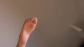 Free Movie @Showing Feet & #Brunette #Shaved Pussy #Solo #Curvy & Thick with @Alexis Pixie Like & Share!