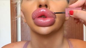 Vienna Xtreme - Applying Lipgloss and Lipstick on massive fake Lips