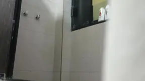 I left recording the cell phone in the bathroom chubby stepmom taking a fucha
