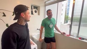 Having Hot Sex with an Old Friend Parte 1