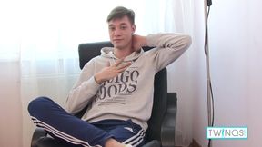 Phoenix Z Morning Stretch And Thick Abs Cum Drop!