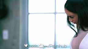 Latina brunette Victoria June gets a facial after an intense beach walk