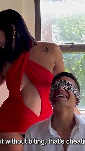 Sexy Latina MILF Se Folla a Un Jovencito: nunca Me Habian Follado Durante Un Juego