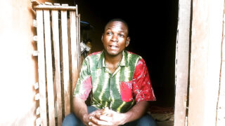 černý, chlupatý, staří a mladí, tatínek – kompilace: domácí video amatérských mladých gay děvek dostávajících anální sex