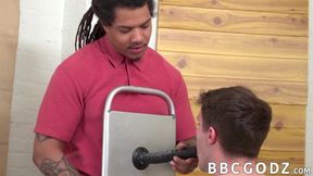 Stud Maxx Monroe fucked bareback by maledom Floyd Johnson