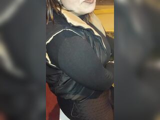 I FUCK A OLDER VENEZUELAN WOMAN I MET AT A PARTY