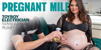Pregnant MILF gets fucked by a young Electrician!