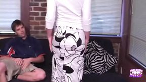 Facesitting and a Blowjob in a Threesome for Two Lucky Horny Fuckers