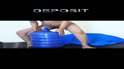 masukin memek pake galon