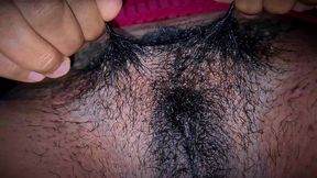 banho de xixi e bucetinha peluda raspada - fetiche completo