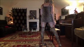 playing the piano with long red fingernails and thigh-high boots - full clip - (1280x720*mp4)