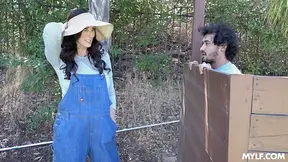 Divorced busty neighbor rewards the helpful young guy with her hungry fucking mouth