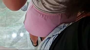 A la nueva sirvienta Argentina Morocha de 18 a&ntilde_os le encanta que le pague dinero a cambio de gran corrida en su boca amateur cuando mi esposa no esta