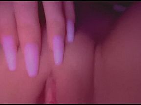 I found her on Snapchat… so hot!