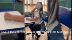 aluna transando com professor em troca de notas, aluna deu para o professor para ser aprovada