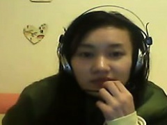 Naughty Chinese Girl Masturbating