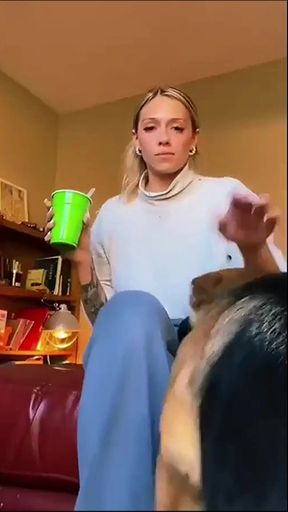 Curvy girl suffers a nipslip in embarrassing accident