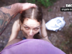 Anal creampie with a random stranger in the forest! Hot gonzo porn!