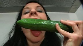 The cucumber in the kitchen