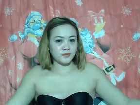 Watch HOTCLAMPSYSLUT deliver spicy, magic, and lingerie!