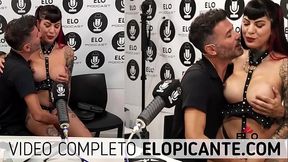 ANGIE NINFA SE SIENTA ARRIBA DE ELO PODCAST EN EL CUARTO PICANTE