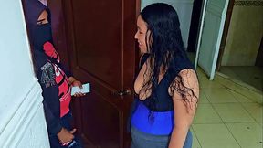 Fucking with the bill collector: my cuckold husband didn'_t leave me any money. I pay the fee by getting fucked by the guy, I suck his cock and we fuck me in my family bed. MILF Hotwife latina