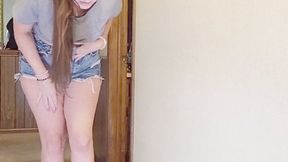 Giantess Squishes you in Converse Sneakers