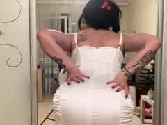 Brunette Bride Masturbates in Her Wedding Dress