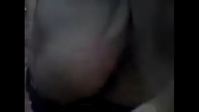 Homem Deita - Sentando De Bunda no Formigueiro
