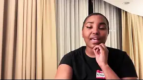 Hot and stacked girlfriend thanks fans for joining her live stream