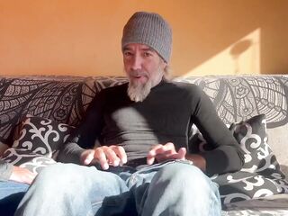 INCREDIBLE TRIGGER, I SUCK RAMROD AND THIS DOESN'T GET HARD