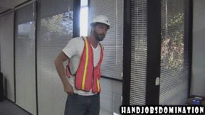 262 - Construction Guy Gets Great Handjob