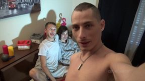 puceau a 20 ans baise le cul
