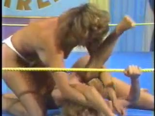 California Girls Topless Wrestling 4